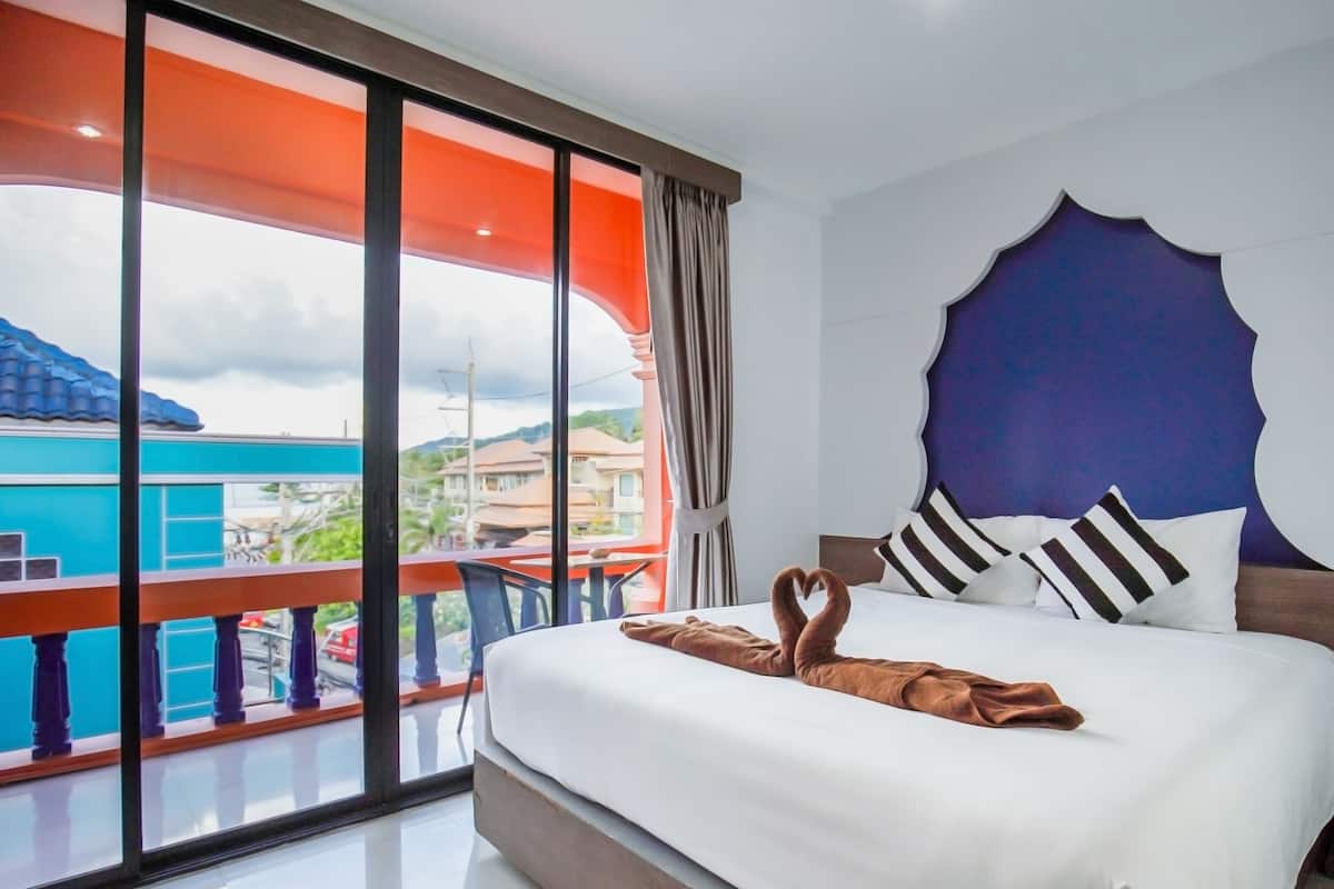 Superior Double Room | Bar mini, peti besi dalam bilik, dihias secara berasingan, meja