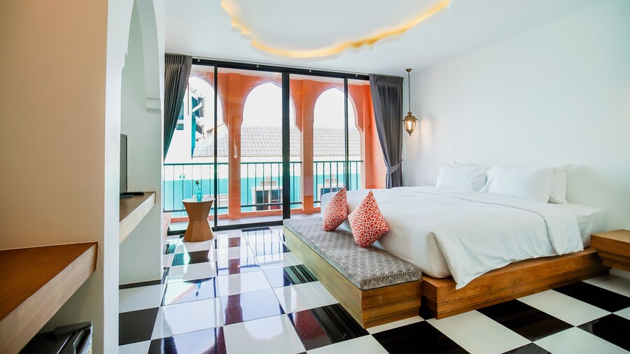 Khaleej Mass Hotel Patong