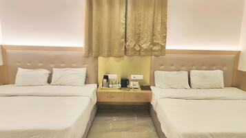 Family room | Free WiFi, bed sheets