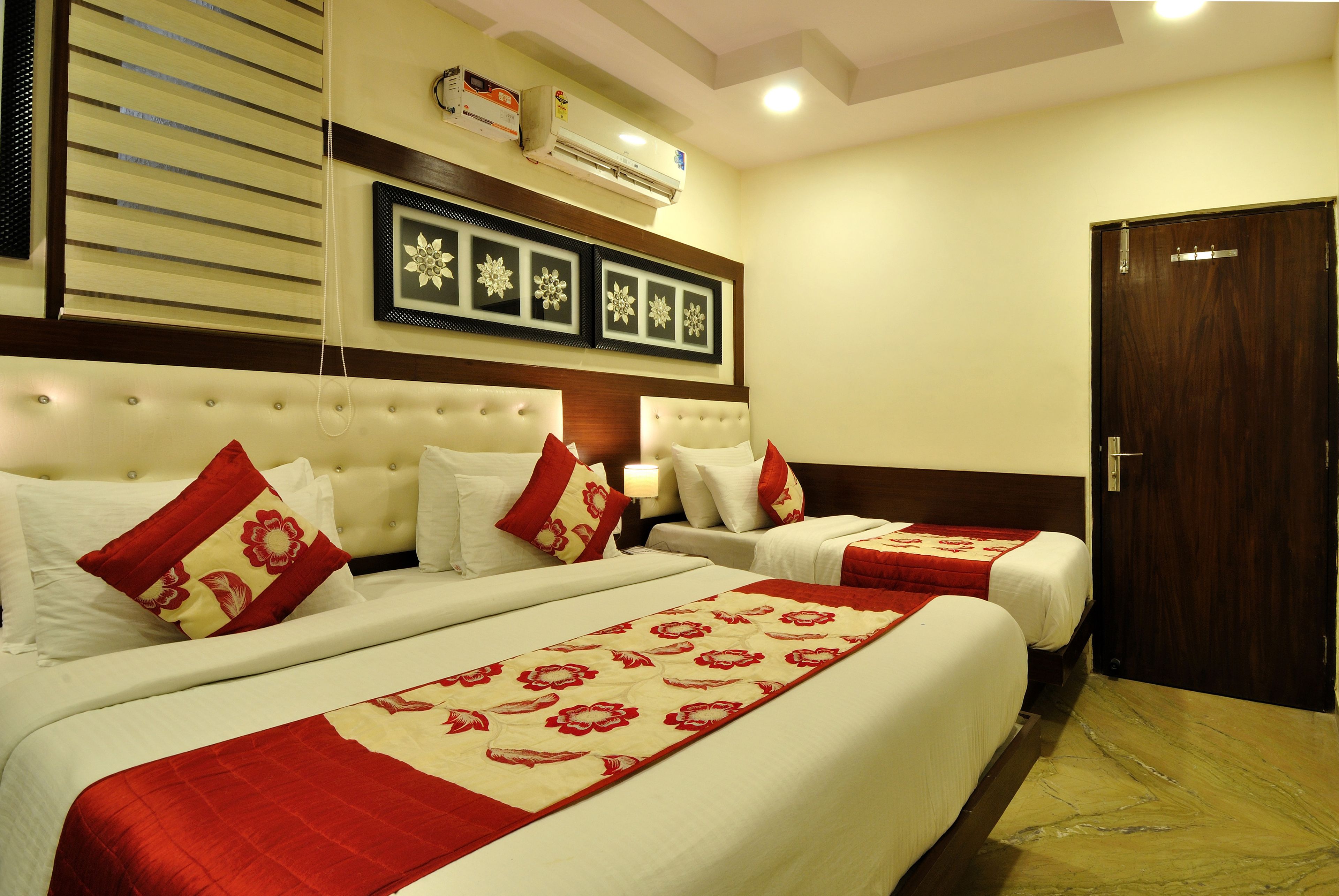 Photo - Hotel Nirmal Mahal - Paharganj - New Delhi