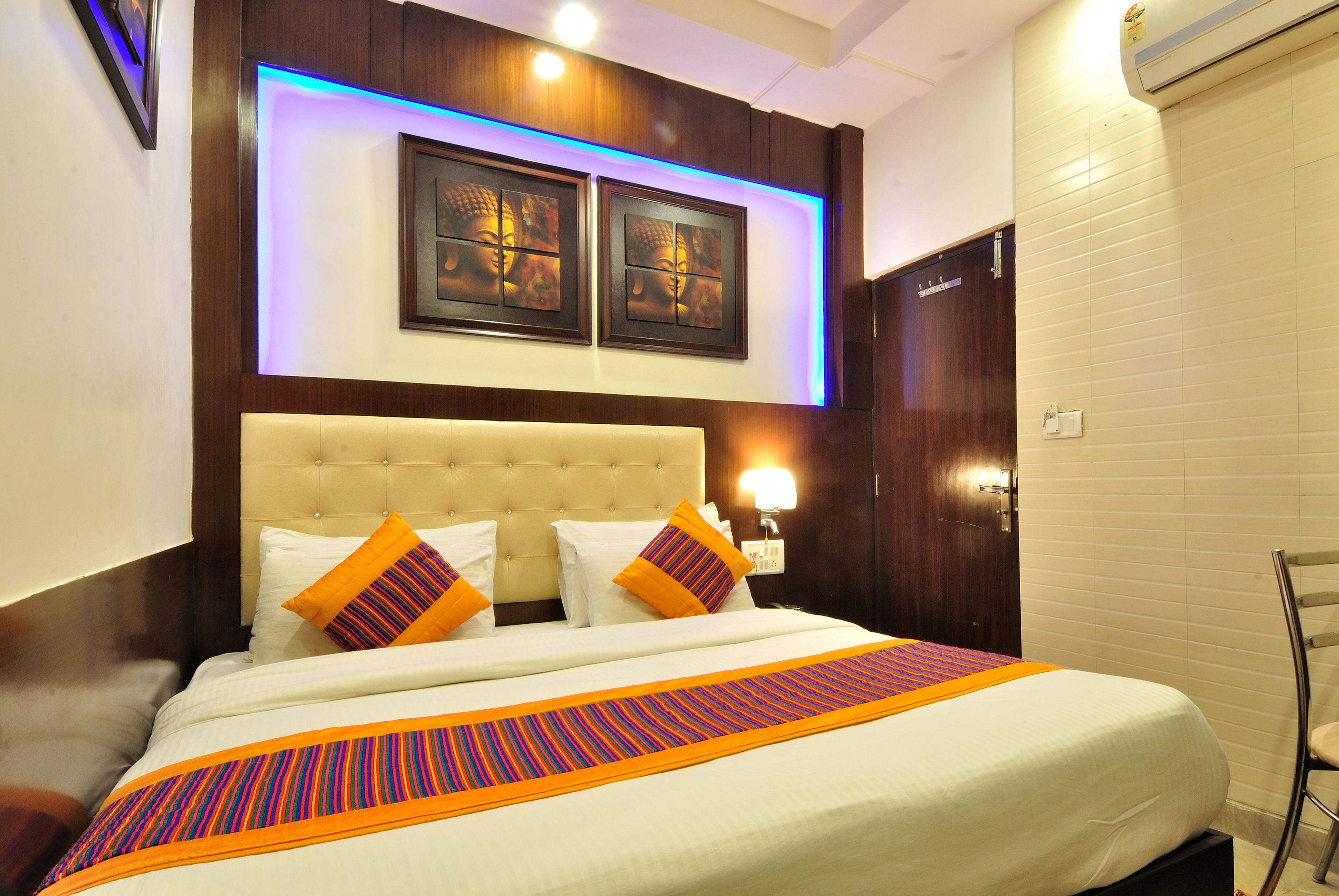 Photo - Hotel Nirmal Mahal - Paharganj - New Delhi
