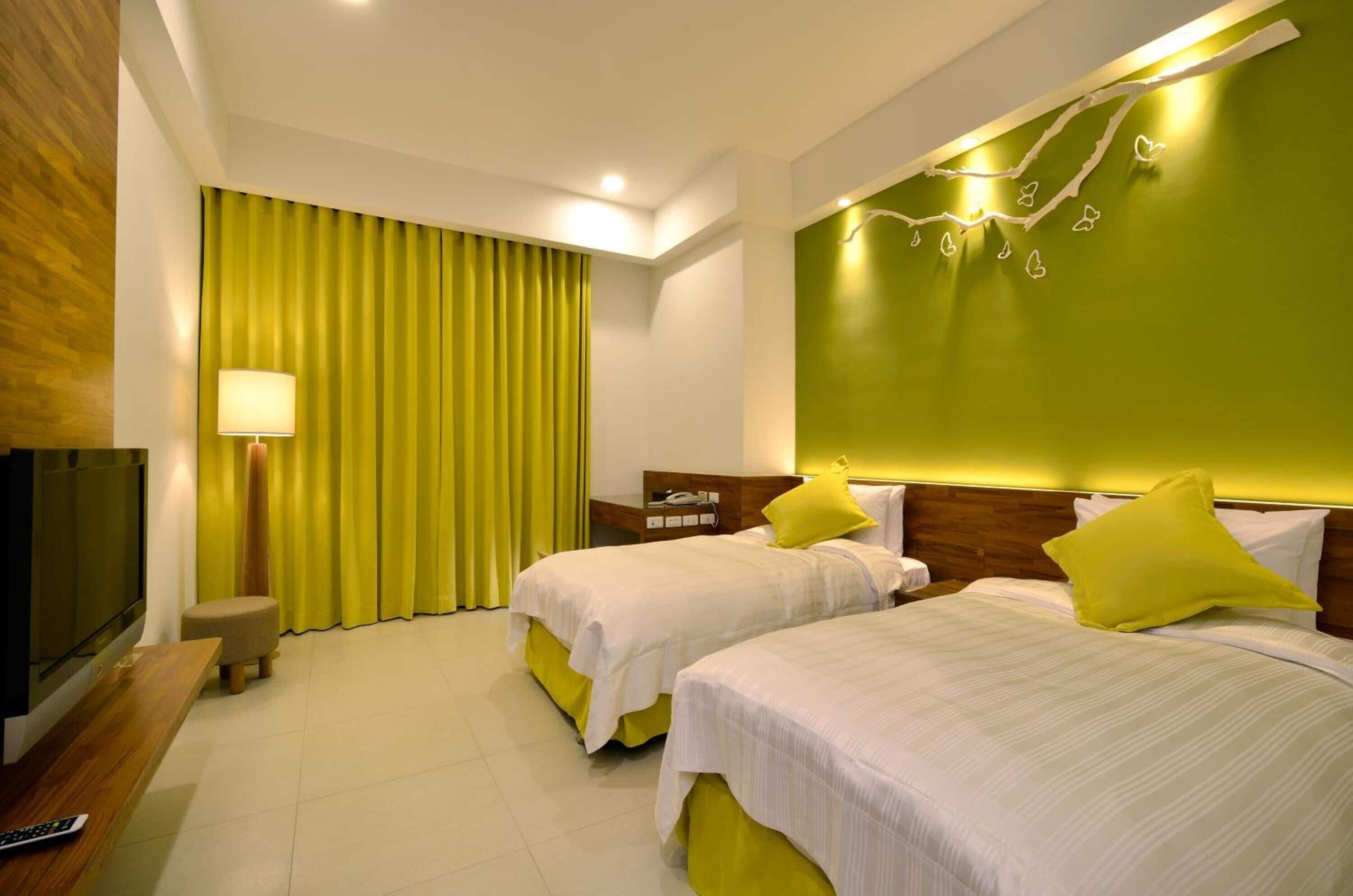 Basic Twin Room, 2 Twin Beds, Mountain View | Minibar, in-room safe, blackout drapes, WiFi (free)