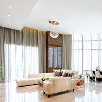 Royal Penthouse. | Living area | Flat-screen TV, DVD player, iPod dock, MP3 dock