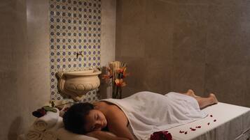 Un sauna, baño turco, baño turco/hammam, tratamientos corporales