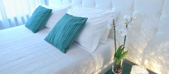 B-Cool Rome Adults Only B&B