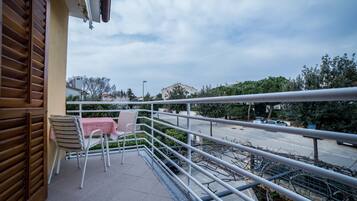 Studio, 1 Schlafzimmer | Balkon
