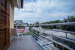 Estudio, 1 habitación | Balcón
