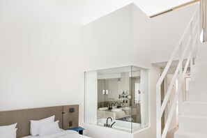 Quarto superior, 2 camas de casal | Roupas de cama premium, frigobar, cofres nos quartos, escrivaninha