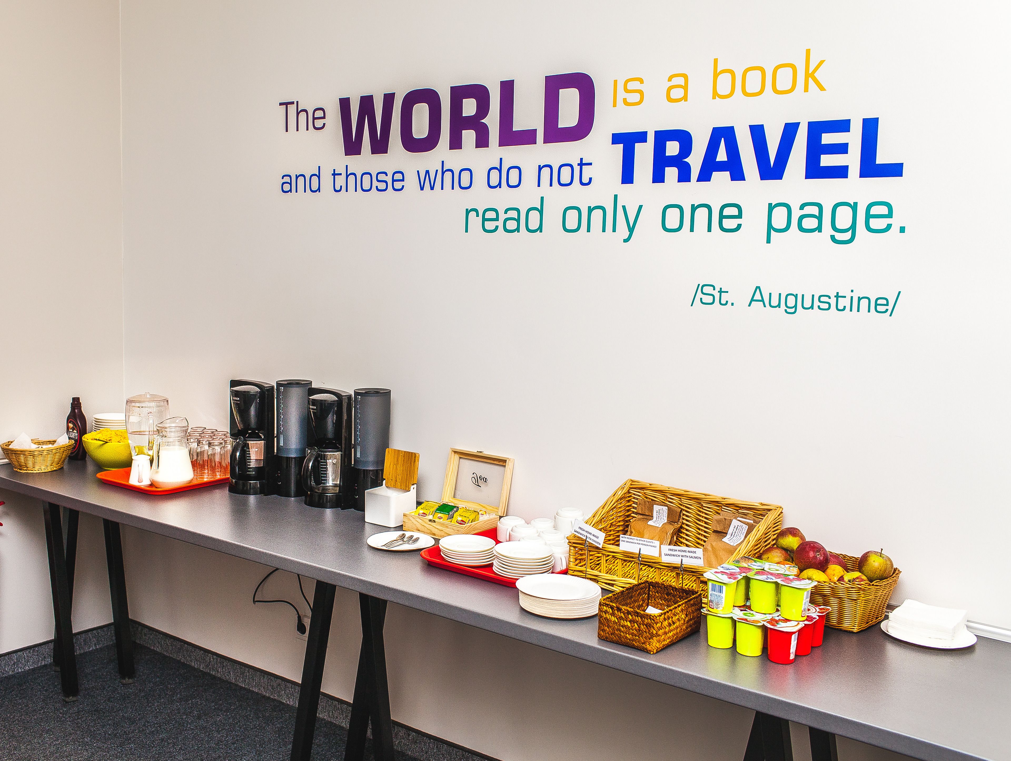 daily continental breakfast (eur 5 per person)