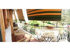 Exterior - Casa Celeste (Rome)