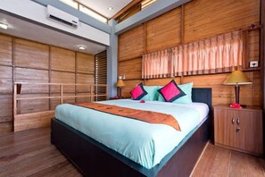 Deluxe-Doppelzimmer | 1 Schlafzimmer, Minibar, Zimmersafe, Schreibtisch