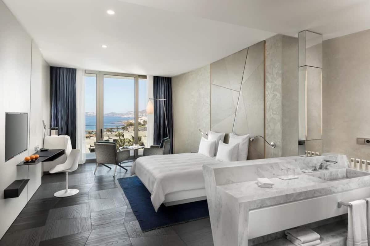 Swiss Select Sea View King