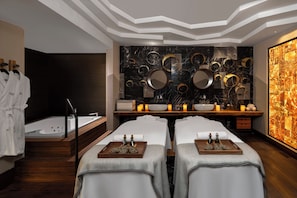 Couples treatment rooms, sauna, steam room, Turkish bath