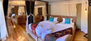 Glamping (Pool Villa)
