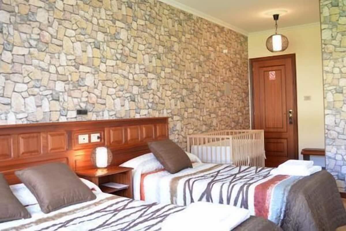 Desk, blackout drapes, WiFi (free), bed sheets