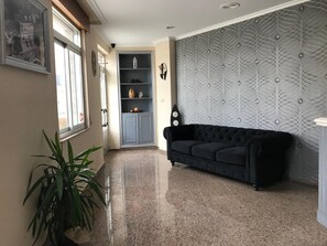 Televisión de pantalla plana 