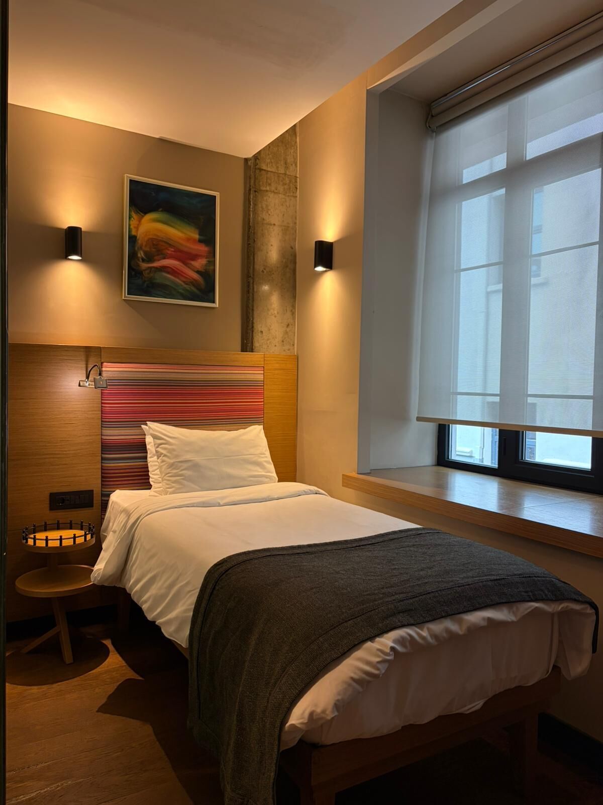 Habitación individual básica | Ropa de cama de alta calidad, colchones viscoelásticos, minibar