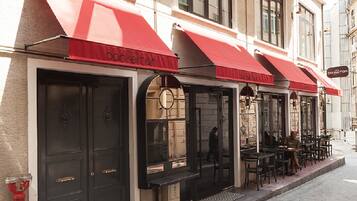 Fachada de la propiedad