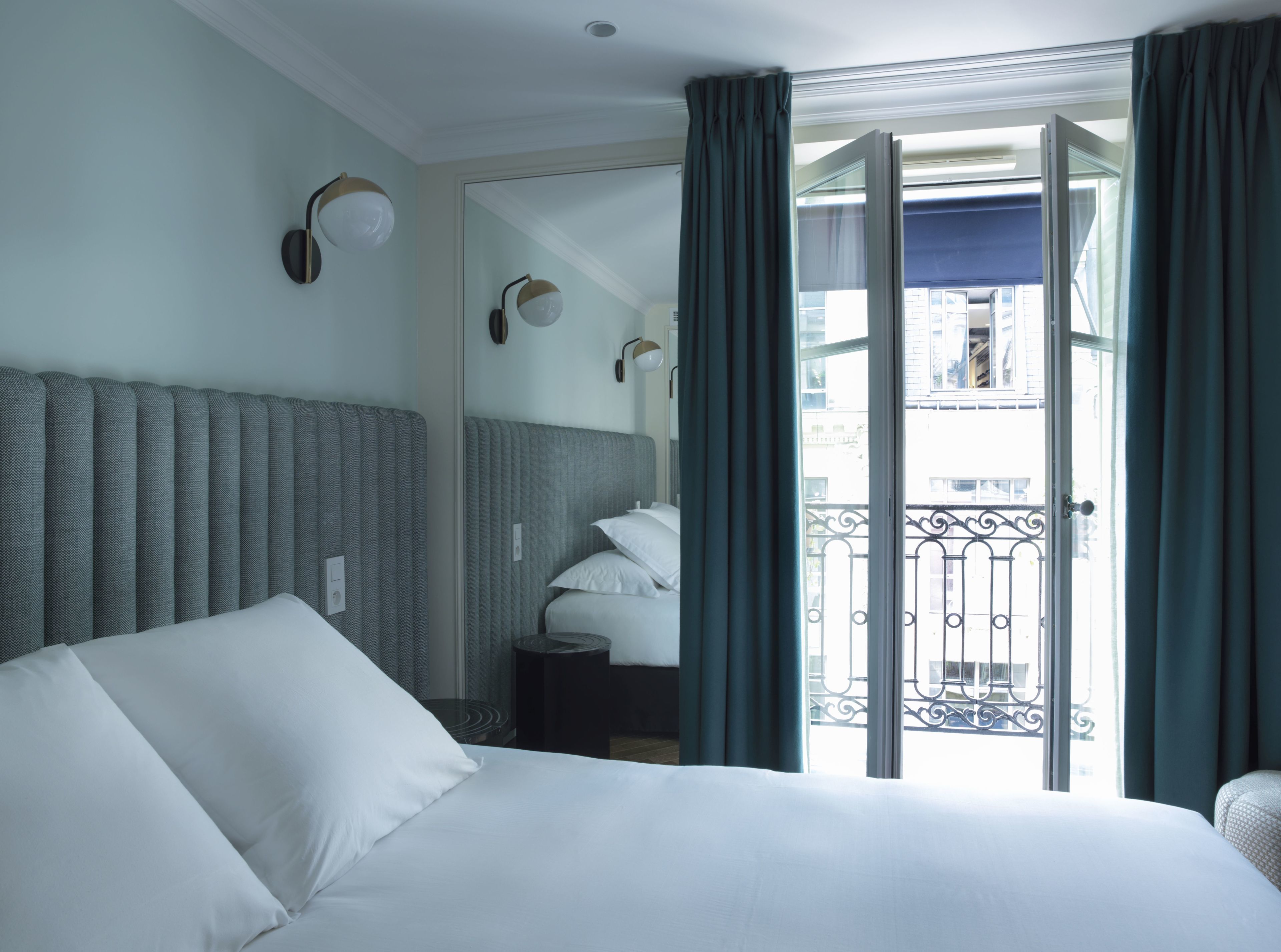 classic double room | premium bedding, minibar, in-room safe, desk