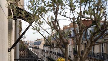 Signature Suite | Balcony