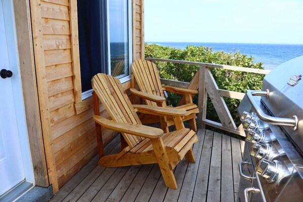 Terrace/patio - Auberge et Chalets Griffon Aventure (Gaspé)