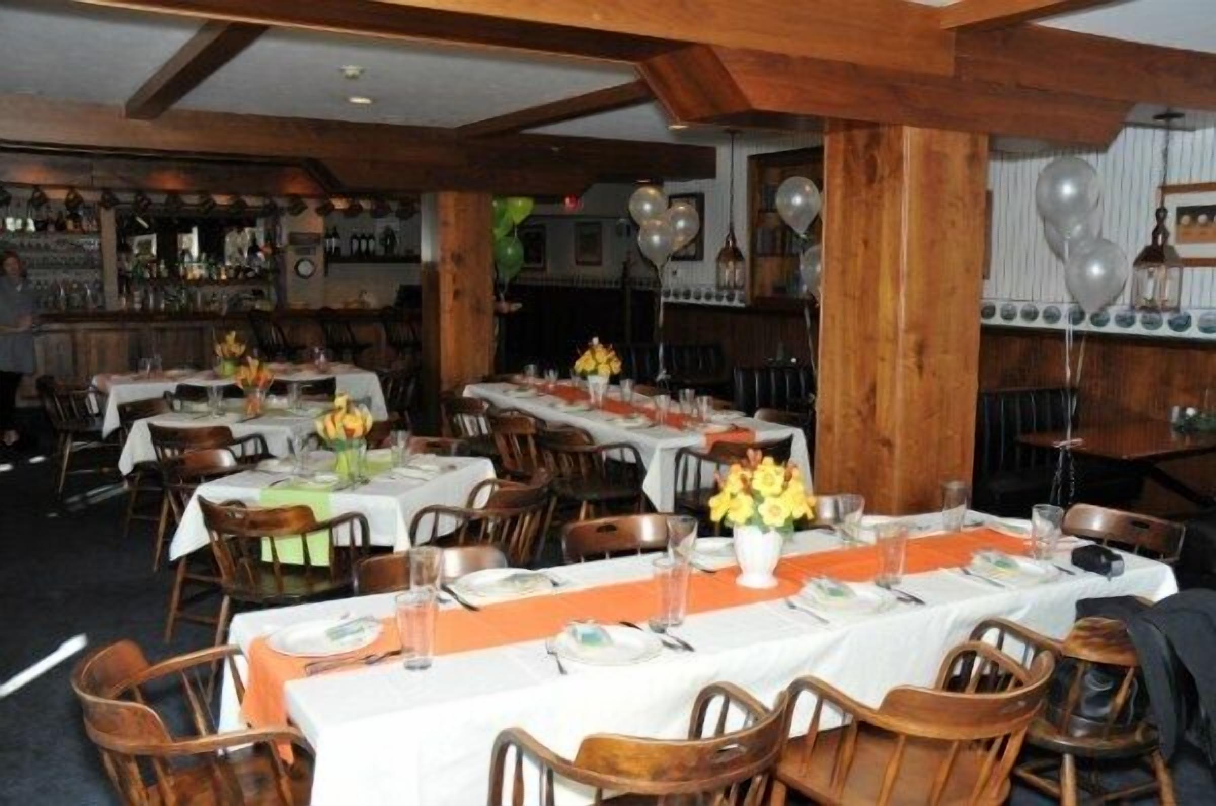 lunch and dinner served