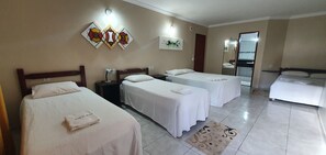 Minibar, in-room safe, free WiFi - Hotel La Maison (Fortaleza)