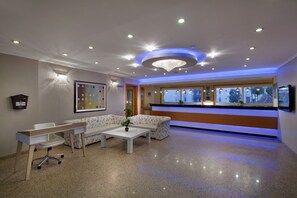 Lobby - Villa Moonflower Aparts&suites (Alanya)
