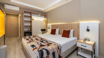 Rom – superior | Minibar (inkludert), skrivebord, lydisolert og barnesenger (inkludert)