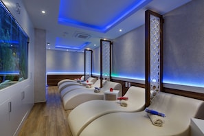 Behandlingsrom for par, badstue og tyrkisk bad/hamam