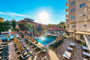 3 outdoor pools, pool umbrellas, sun loungers