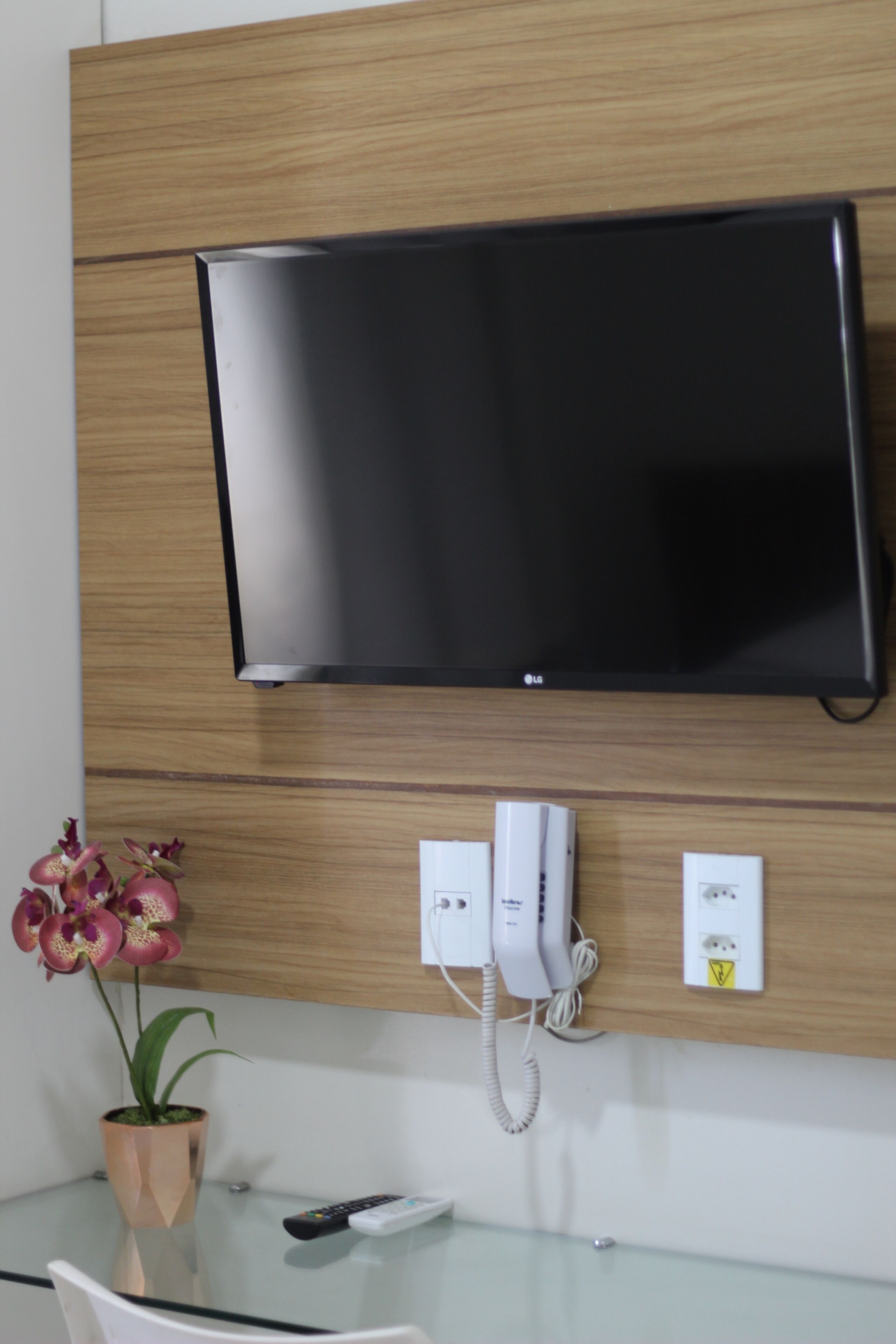 executivo | minibar, laptop workspace, blackout curtains, iron/ironing board