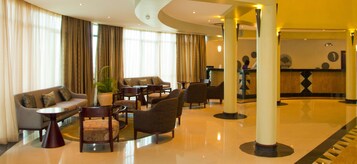 Sala de estar en el lobby