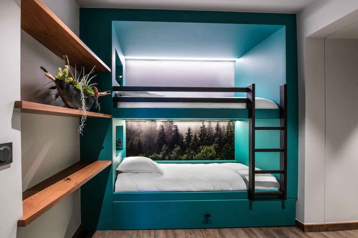 premium quadruple room | premium bedding, desk, soundproofing, free wifi