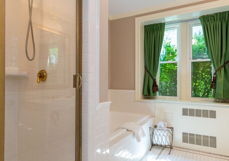 Castle Hotel Spa - Image 9