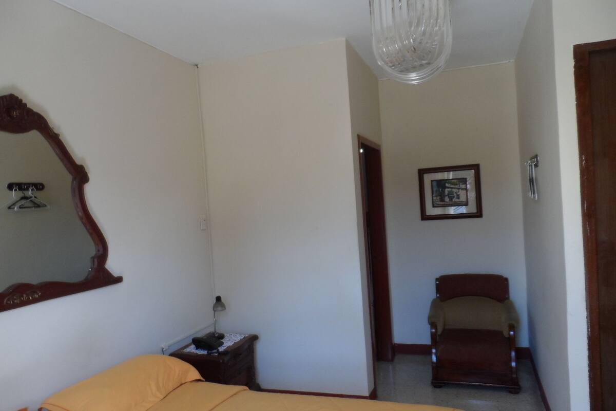 Classic Room, 1 Queen Bed | Free WiFi
