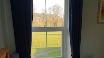 Suite, Ensuite, Garden View