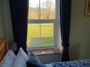 Suite, Ensuite, Garden View
