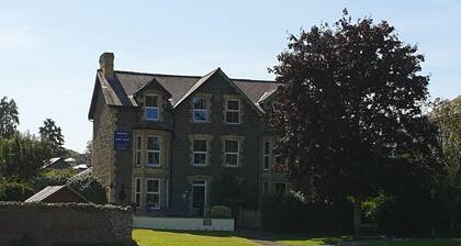 Bronwye Guest House