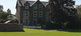 Bronwye Guest House