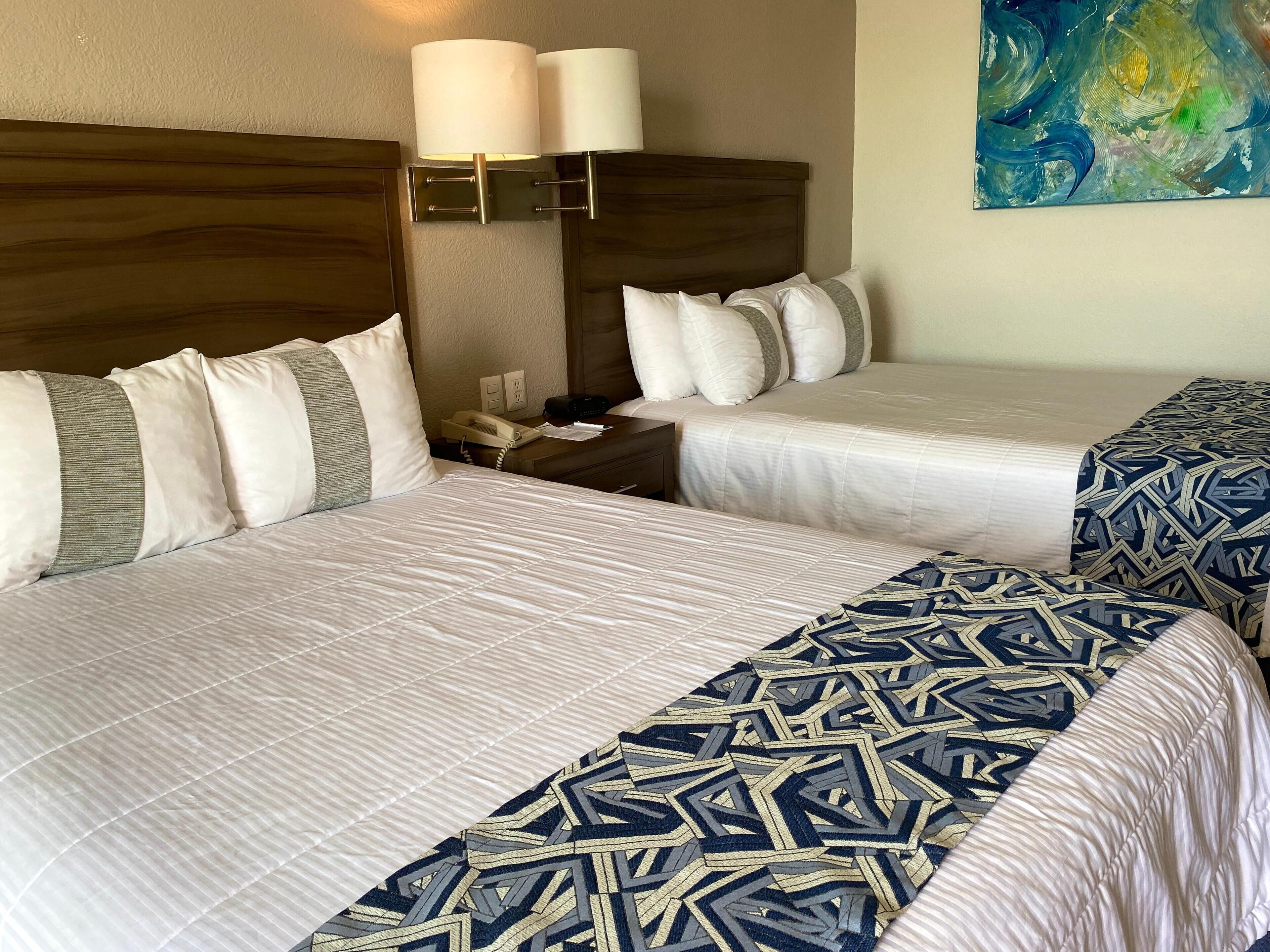 Roba de llit d'alta qualitat, caixa forta a l'habitació i escriptori 