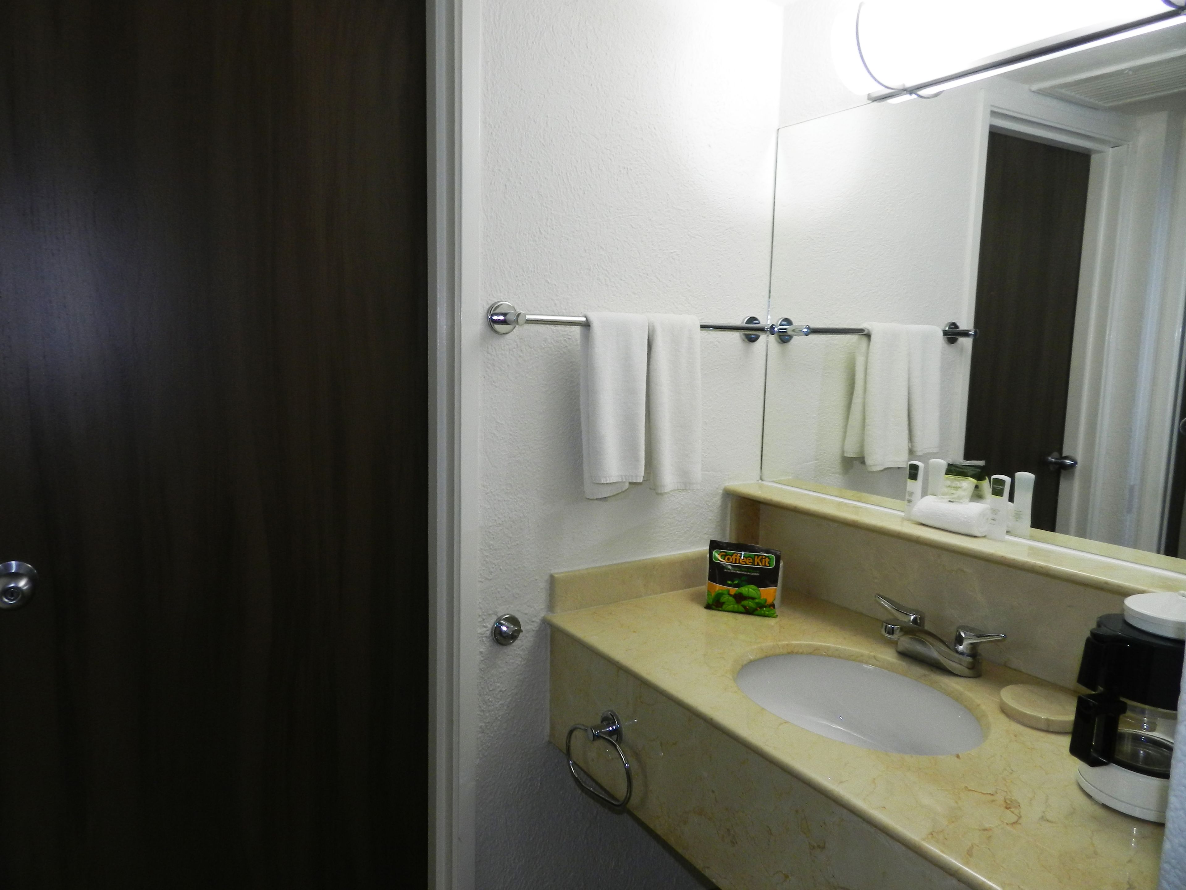 standard room, 2 double beds, city view | premium bedding, in-room safe, desk, soundproofing