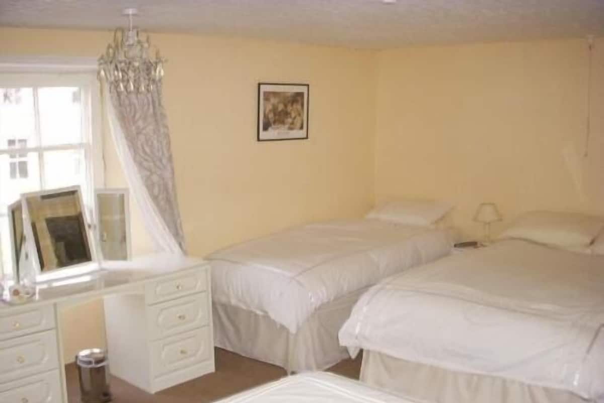 Suite, Ensuite