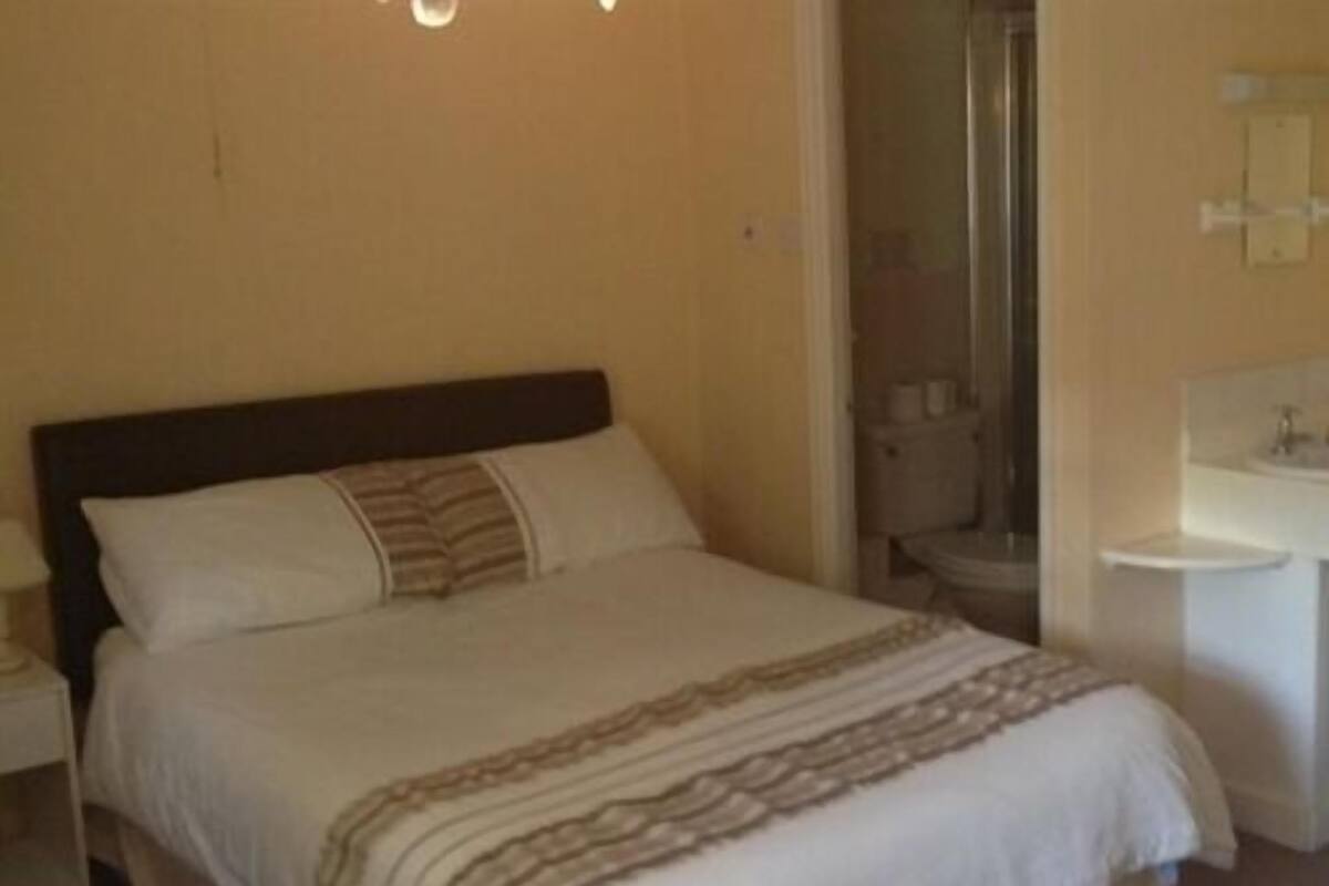 Double Room, Ensuite