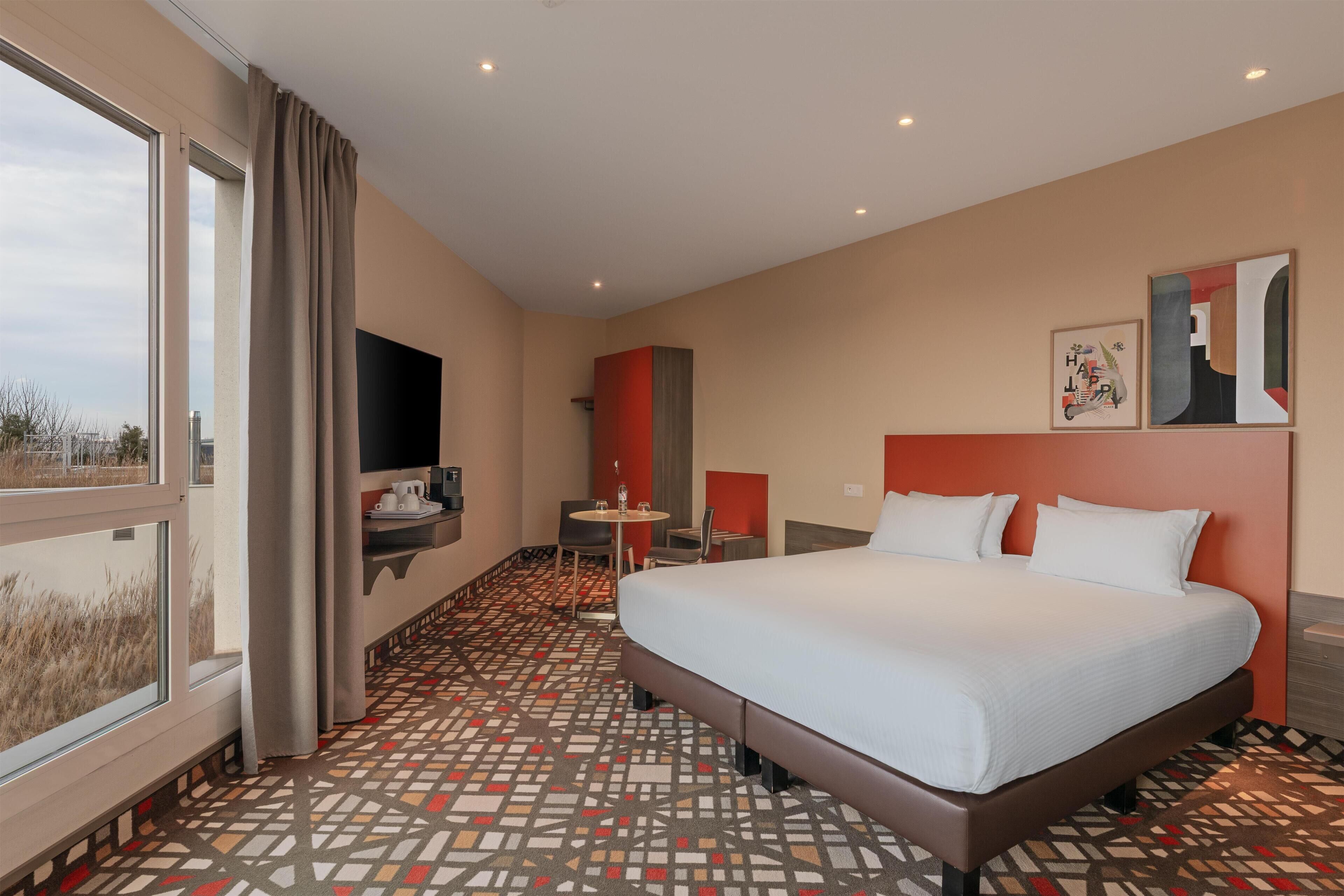 Literie de qualité supérieure, coffres-forts dans les chambres, bureau