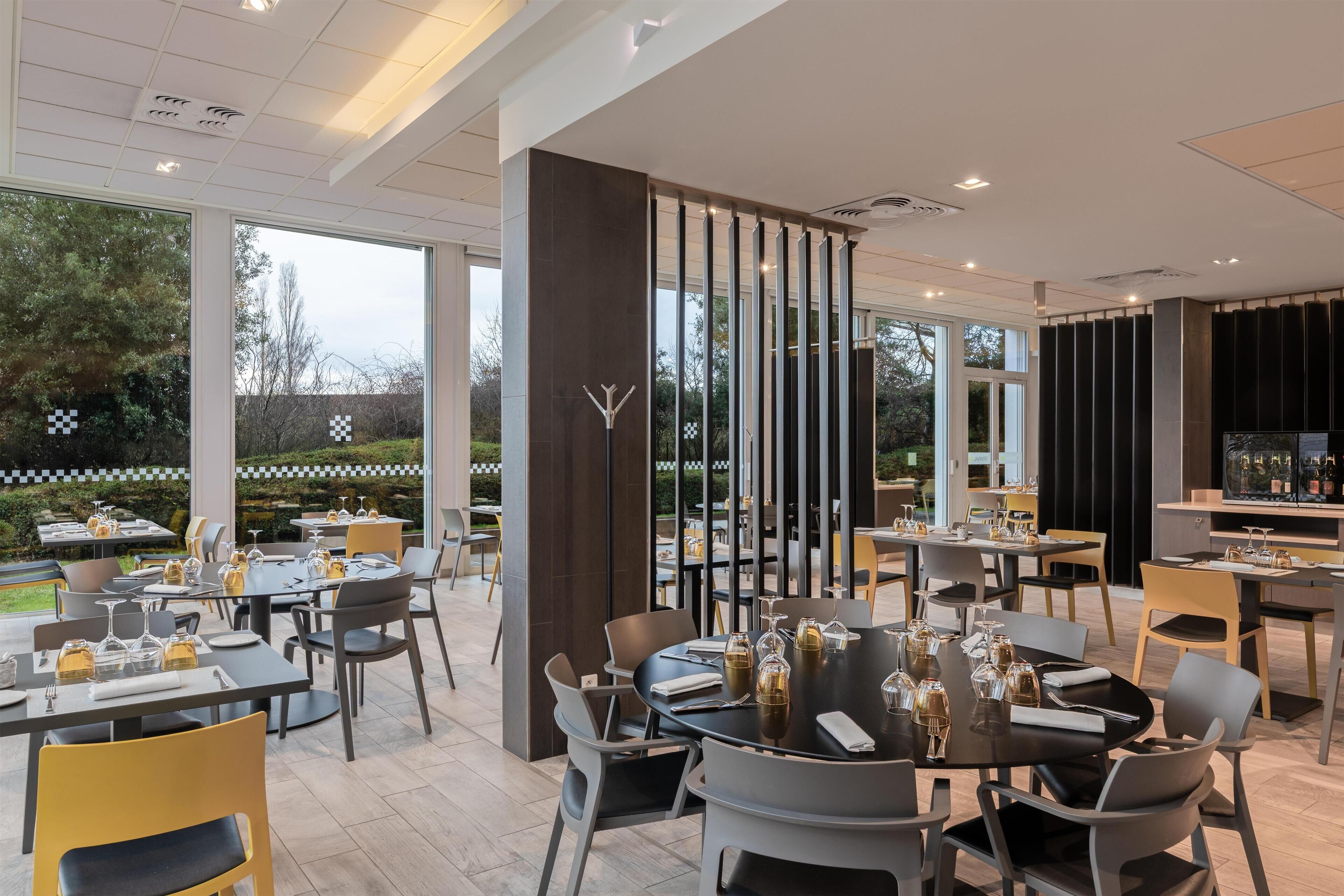 Photo - Spark by Hilton Lyon Eurexpo