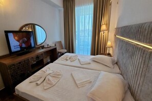 Minibar, in-room safe, rollaway beds, free WiFi