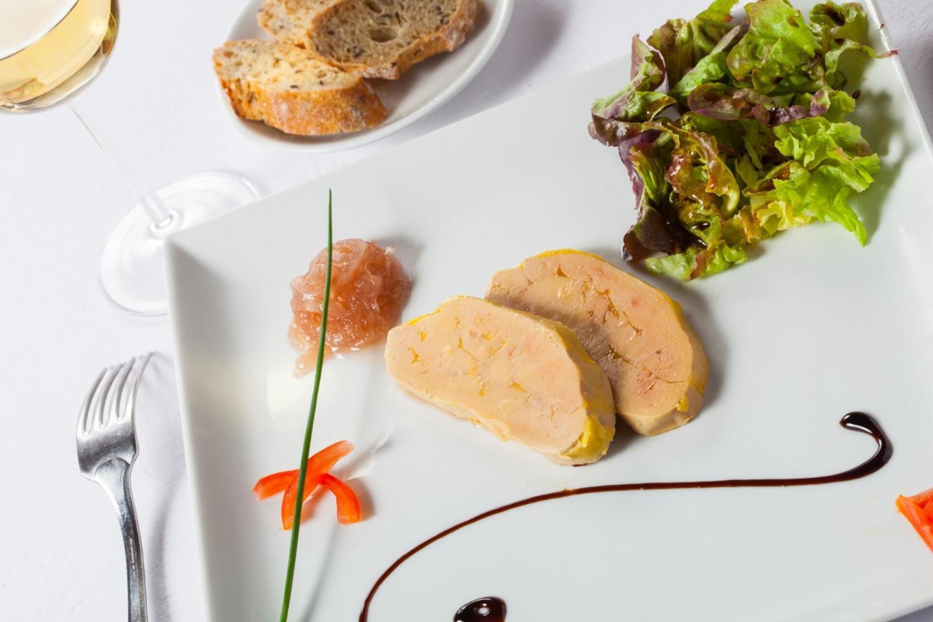 lunch and dinner served, regional cuisine