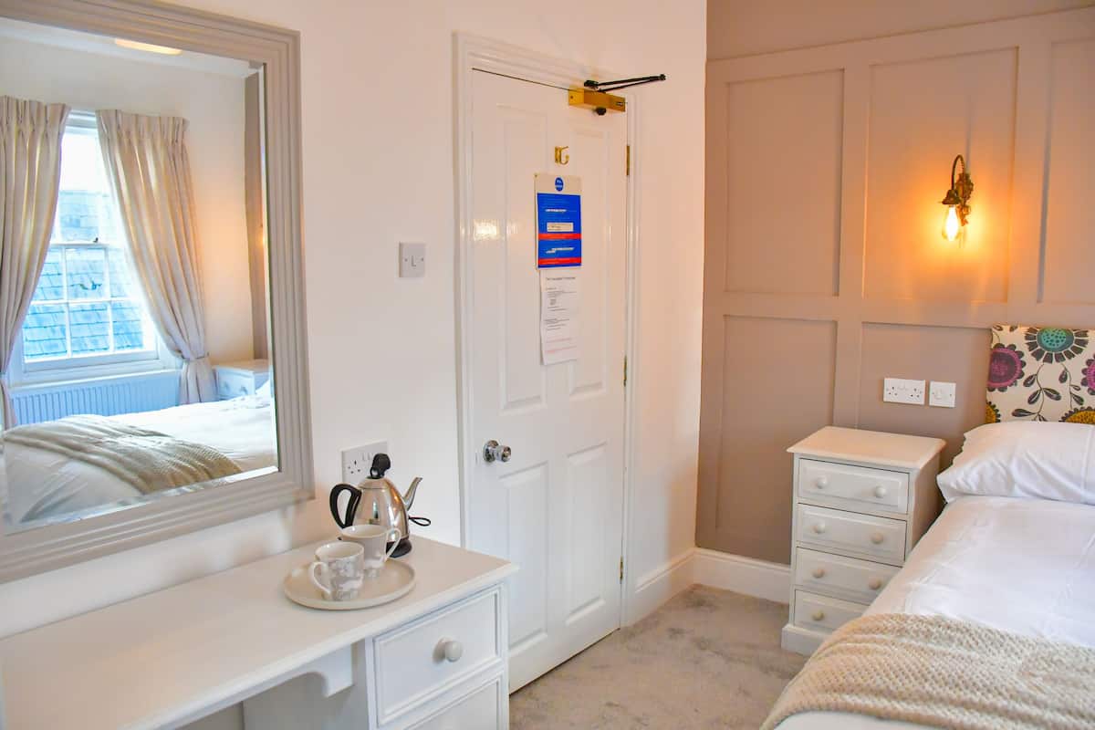 Standard Double Room, Ensuite (Double room)