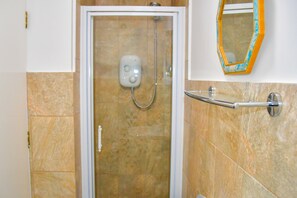 Superior Double Room, Ensuite (Large)